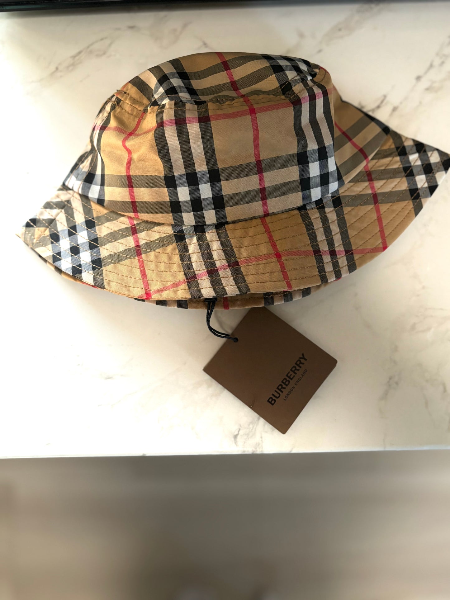 BB BUCKET HAT π€π§Έπͺ